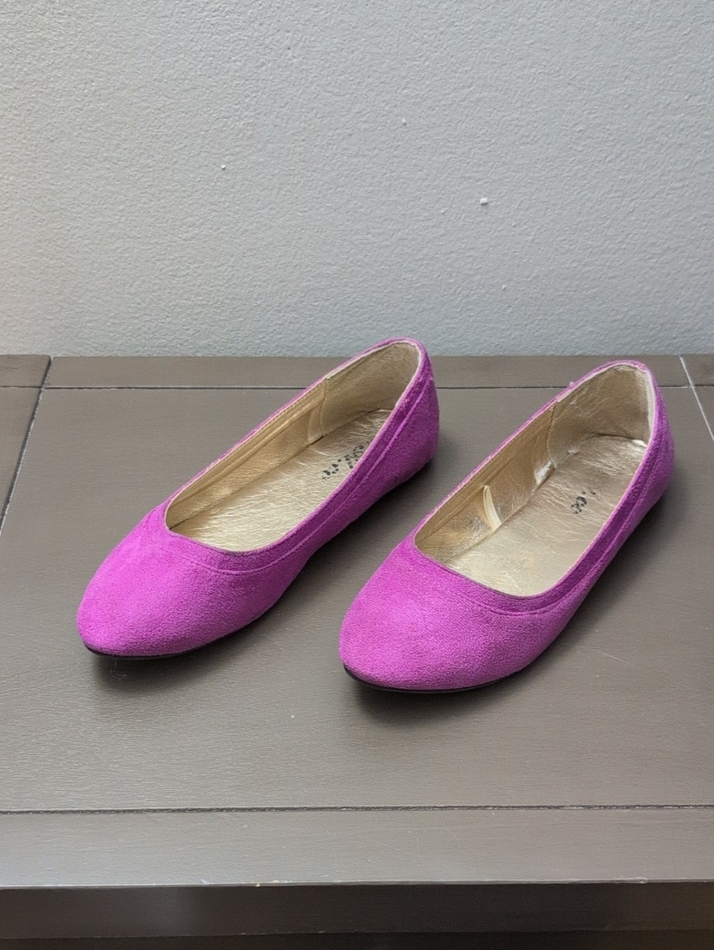 Classic Women's Pink Suede Ballet Flats